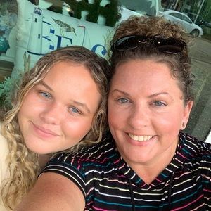 Meet your Posher, Nikki